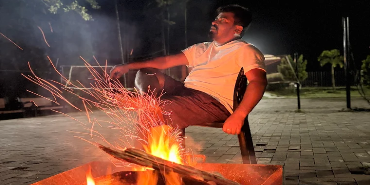 Campfire Nights at Bynekaadu